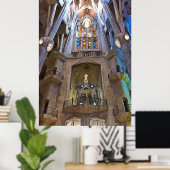 Sagrada Familia. Binnenshuis. Uitzicht 25. Poster (Thuiskantoor)