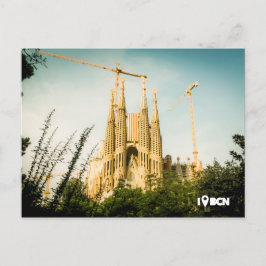 Sagrada Familia van Gaudi met de vlag van cataloni Briefkaart
