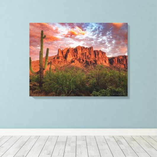 Saguaro Cactus Superstition Mountain Sunset 24x18 Canvas Afdruk (Insitu (Houten vloer))