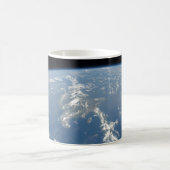 Saharaans stof waait westwaarts de Atlantische Oce Koffiemok (Center)