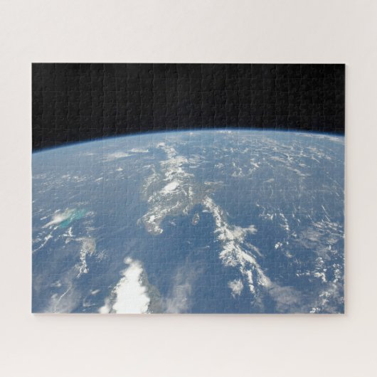 Saharaans stof waait westwaarts de Atlantische Oce Legpuzzel (Horizontaal)