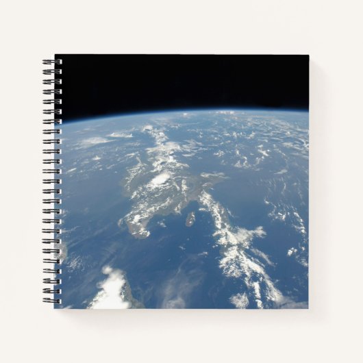 Saharaans stof waait westwaarts de Atlantische Oce Notitieboek (Voorkant)