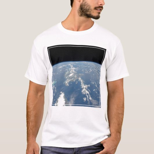 Saharaans stof waait westwaarts de Atlantische Oce T-shirt (Voorkant)