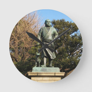 Saigo Takamori (de laatste Samurai) & Dog Statue Ronde Klok