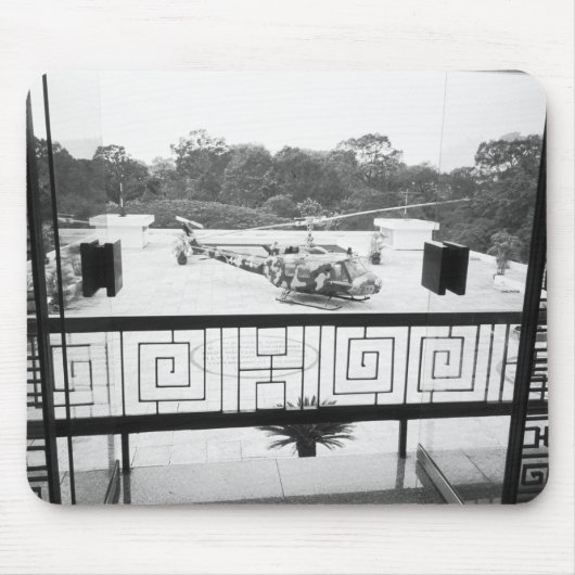 Saigon HCMC Vietnam, Huey Helikopter Muismat (Voorkant)