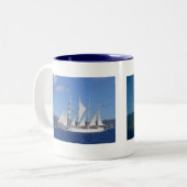 Sail Away Tweekleurige Koffiemok (Voorkant links)