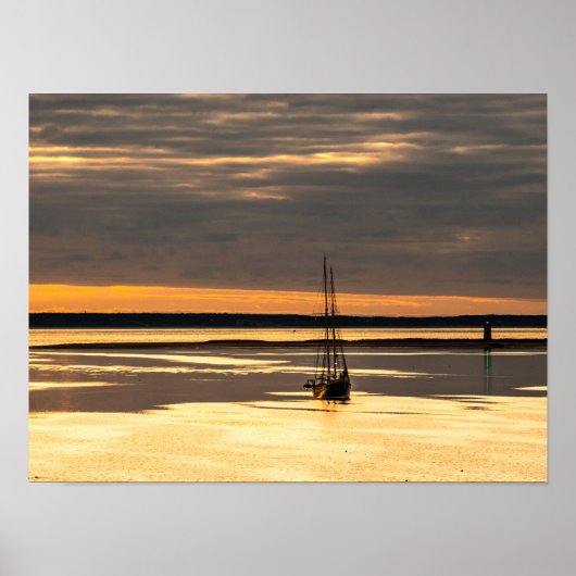 Sail boat over the sunrise poster (Voorkant)