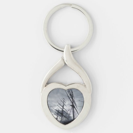 Sail Shrouds Heart Keychain (Voorkant)