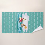 Sailing met sleepboten met een draaibaar tekstontw badhanddoek (Badhanddoek)