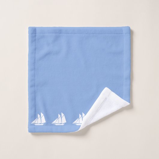 Sailing van jachten op Light Sky Blue Bad Handdoek (Wasdoekje)