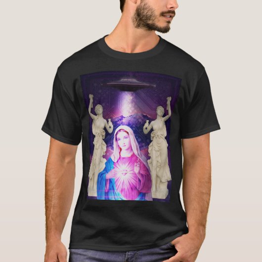 Saint Alien T-shirt (Voorkant)