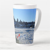 Saint Lawrence River & Old Quebec City, Quebec Latte Mok (Rechterhoek)