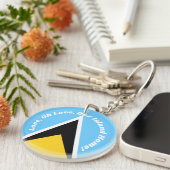 Saint Lucia Vlag Blauw Geel Anthem Phrase Typograf Sleutelhanger (Voorkant Rechts)