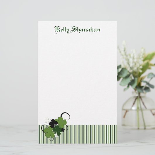 Saint Patricks Day Shamrock Personalized Briefpapier (Staand voorkant)