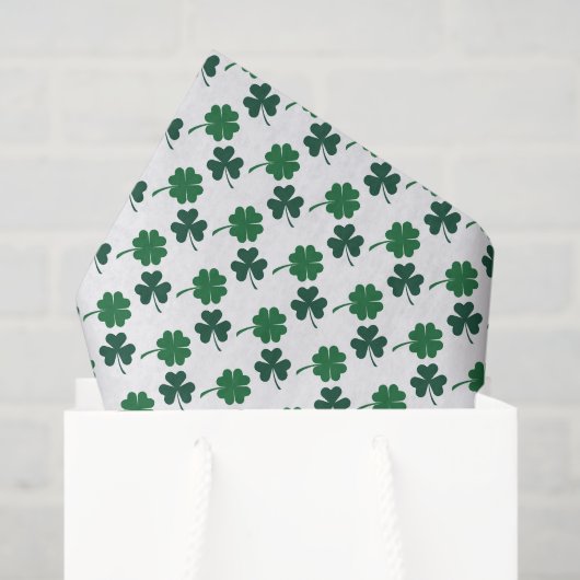 Saint Patrick's day shamrocks four leaf clover  Tissuepapier (Cadeauzakje)