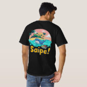 Saipe Tonga Off grid Pacific island whale turtle T-shirt (Achterkant volledig)
