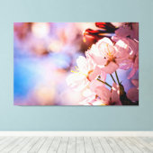 Sakura Blossom op zonnige dag Canvas Afdruk (Insitu (Houten vloer))