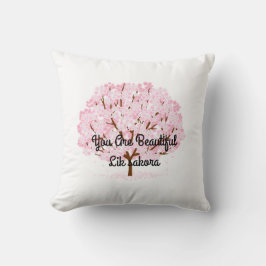 Sakura boom in volle bloei – Elegant Spring Design Kussen