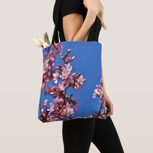 Sakura Cherry Blossom met Blue Tote Bag (Dichtbij)