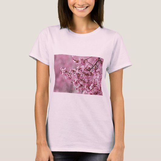 Sakura Cherry Blossom Pastel Pink Layers T-shirt (Voorkant)