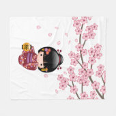 Sakura Kokeshi Doll - Cute Japanese Geisha Girl Fleece Deken (Voorkant (Horizontaal))