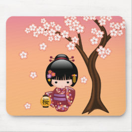 Sakura Kokeshi Doll - Geisha Girl op strand Muismat