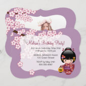 Sakura Kokeshi Doll Geisha Verjaardagsfeestfoto Kaart (Voorkant / Achterkant)