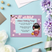 Sakura Kokeshi Transparant Raam Verjaardag Paarse Acryl Uitnodigingen (Insitu (Huwelijk))