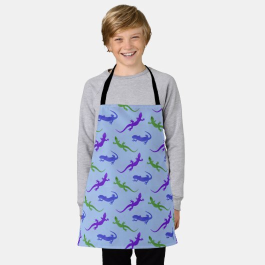 Salamanders in Blauw, Groen en Paars Schort (Gedragen)