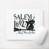 Salem 1692 Halloween Grappig Ze misten één kat Lo Muismat (Met muis)