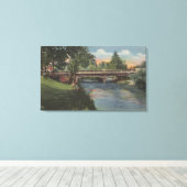 Salem, Oregon - Mooie Mill Creek Canvas Afdruk (Insitu (Houten vloer))