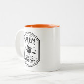 Salem Riding Academy Halloween Witch Tweekleurige Koffiemok (Voorkant links)