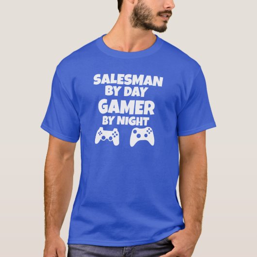 Salesman tot dag, Gamer tot nacht T-shirt (Voorkant)