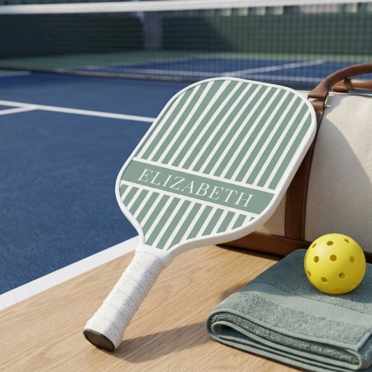 Salie Groen en Wit Pinstripe Aangepaste Naam Pickleball Paddle