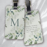 Salie Groen Eucalyptus Monogram Bagagelabel<br><div class="desc">Pas dit waterverf eucalyptus greenery ontwerp aan met jouw naam.</div>