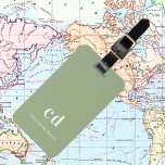 Salie groen wit monogram initialen bagagelabel<br><div class="desc">Een trendy salie groen gekleurde achtergrond. Personaliseer en voeg uw monogram letters en volledige naam op de voorzijde toe. Uw contactgegevens op de achterkant.</div>