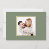 Salie Groene Calligrafie QR Code Foto Bruiloft Save The Date (Achterkant)