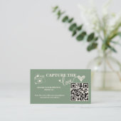 Salie Groene Capture The Love QR Code Huwelijk Informatiekaartje (Staand voorkant)