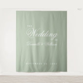 Salie Groene Elegante Script Simpele Trouw Achterg Wandkleed (Voorkant)