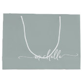 Salie Groene Monogram Naam Script Calligrafie Groot Cadeauzakje (Achterkant)