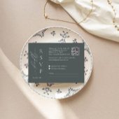 Salie groene RSVP kaart met QR-code en script lett