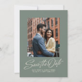 Salie groene trendy script twee foto trouwdag save the date (Voorkant)