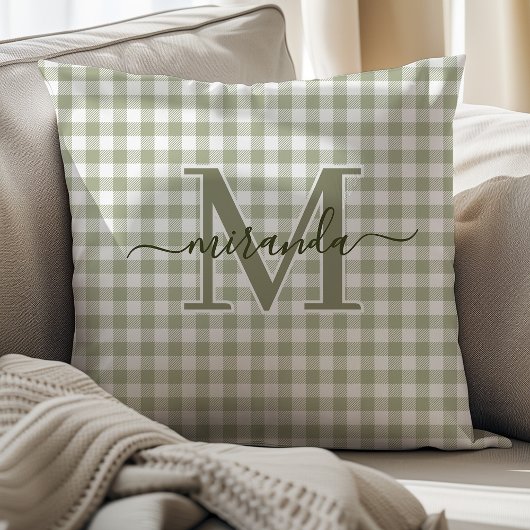 Saliegroen geruit kussen met monogram