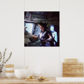 Sally Ride - eerste Amerikaanse vrouw in de ruimte Poster (Keuken)