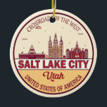 Salt Lake City Utah City Skyline Emblem Keramisch Ornament<br><div class="desc">Het zout Lake City minimalistische,  kleurrijke kunstontwerp met monumenten en landmerken van de stad Utah.</div>