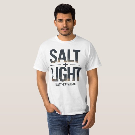 "SALT + LIGHT Christian – Matthew 5:13 T-shirt (Voorkant volledig)