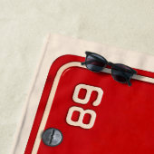 Salty 1969 | Red Retro Florida License Plate Surf Strandlaken (In situ)