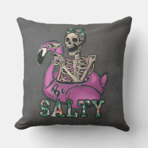 Salty Beach Skelet