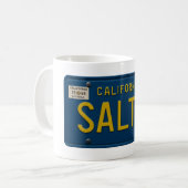 Salty -Retro 1969 California License Plate Graphic Koffiemok (Voorkant links)