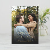 Same Love Downsize Huwelijk Eenvoudige Elegante Fo Kaart (Staand voorkant)
